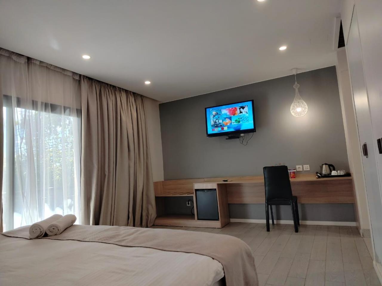 Flora Hotel Ivato International Airport Tananarive Extérieur photo